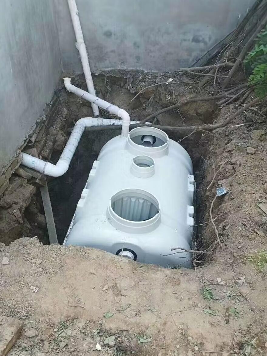 玻璃钢化粪池工程案例